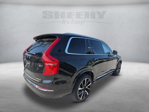 2024 Volvo XC90 B6 Plus Bright Theme 6-Seater