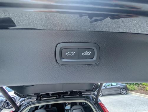 2024 Volvo XC90 B6 Plus Bright Theme 6-Seater