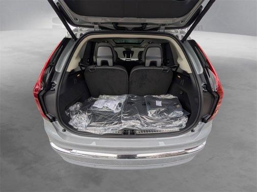 2026 Volvo XC90 B6 Ultra 7-Seater