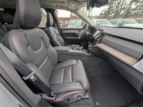 2026 Volvo XC90 B6 Ultra 7-Seater