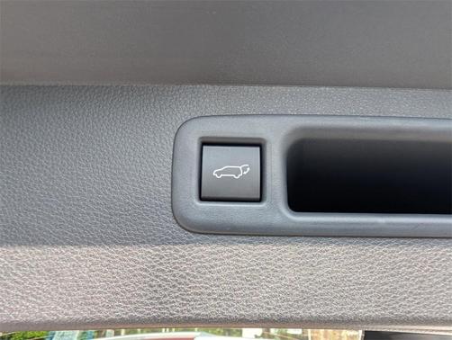 2025 Toyota Highlander Platinum