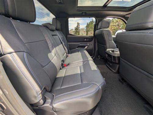 2025 Toyota Tundra Hybrid Platinum