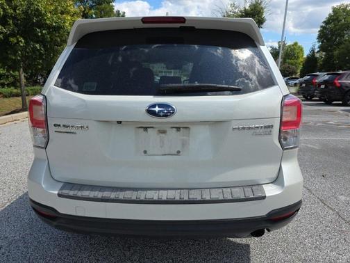 2017 Subaru Forester 2.5i Touring