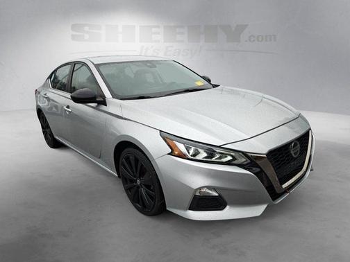 Brilliant Silver Metallic 2021 Nissan Altima 2.5 SR