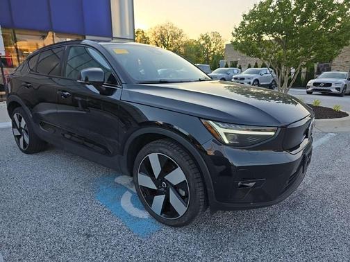 Onyx Black Metallic 2023 Volvo C40 Recharge Pure Electric Twin Ultimate