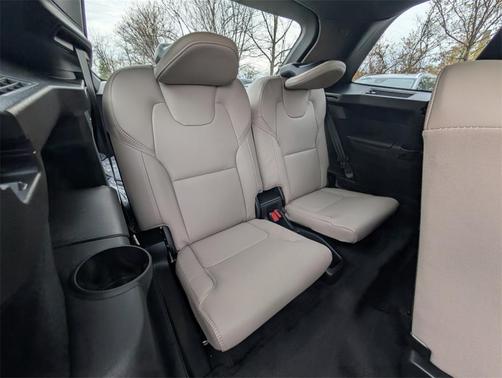 2026 Volvo XC90 B6 Ultra 7-Seater