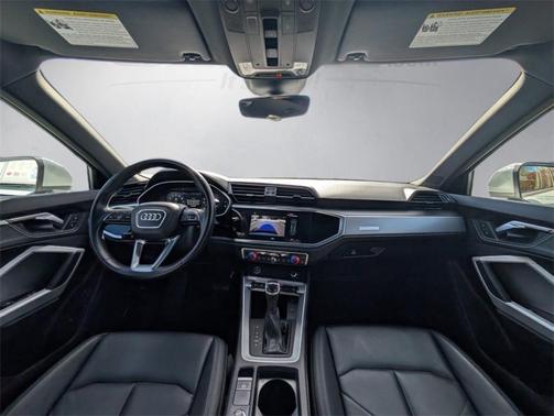 2022 Audi Q3 45 S line Premium