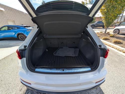 2022 Audi Q3 45 S line Premium