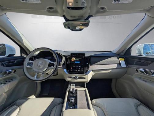 2026 Volvo XC90 B6 Ultra 7-Seater