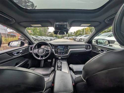 2019 Volvo S60 T5 R-Design