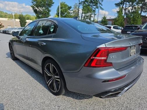 2019 Volvo S60 T5 R-Design