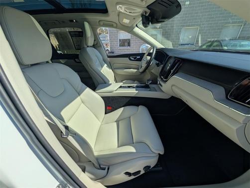 2020 Volvo XC60 T5 Inscription