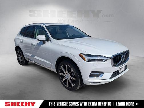 Crystal White Metallic 2020 Volvo XC60 T5 Inscription