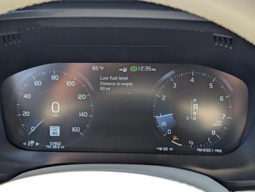 Crystal White Metallic 2020 Volvo XC60 T5 Inscription