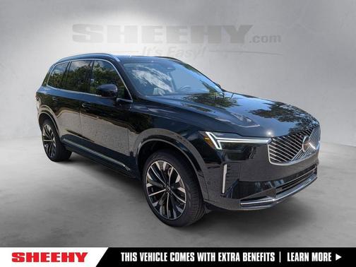 Onyx Black Metallic 2026 Volvo XC90 B6 Ultra 7-Seater