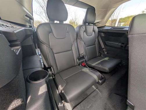 2025 Volvo XC90 Plug-In Hybrid T8 Ultra 7-Seater