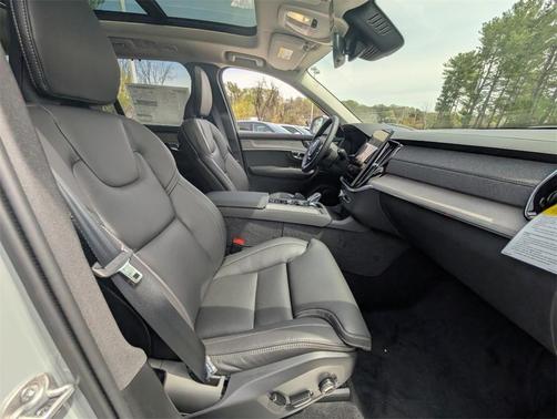 2025 Volvo XC90 Plug-In Hybrid T8 Ultra 7-Seater