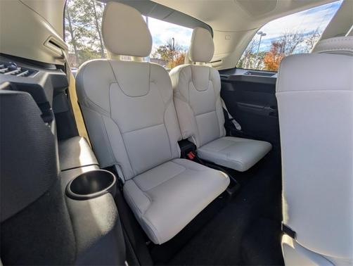 2026 Volvo XC90 B6 Ultra 7-Seater