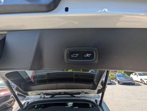 Silver 2023 Volvo XC40 B5 Ultimate Bright Theme