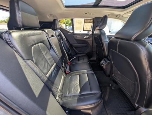 Silver 2023 Volvo XC40 B5 Ultimate Bright Theme