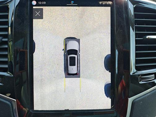 Denim Blue Metallic 2023 Volvo XC90 Recharge Plug-In Hybrid T8 Ultimate Bright Theme 7-Seater