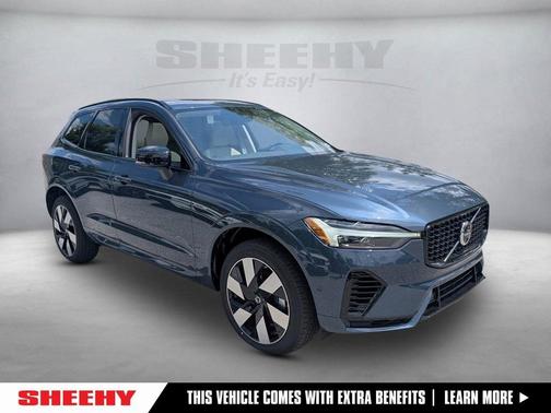 2025 Volvo XC60 Plug-In Hybrid T8 Plus