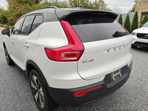 2023 Volvo XC40 Recharge Pure Electric Twin Plus