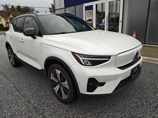 2023 Volvo XC40 Recharge Pure Electric Twin Plus