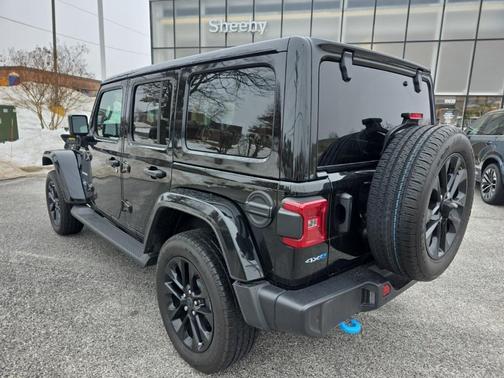 2024 Jeep Wrangler 4xe Sahara