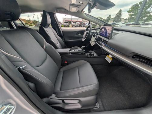 2025 Toyota Prius XLE