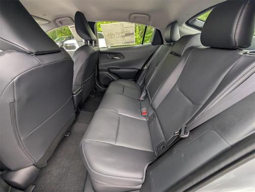 2025 Toyota Prius XLE