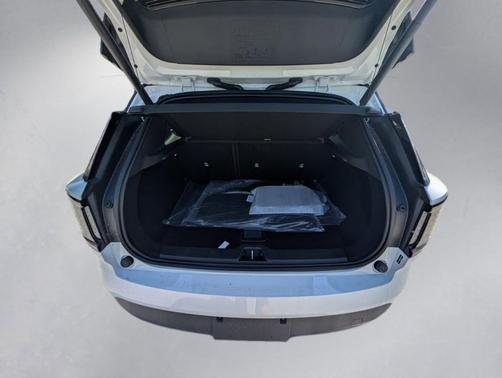 Crystal White 2026 Volvo EX30 Twin Motor Plus