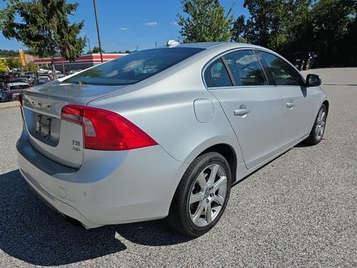 2016 Volvo S60 T5 Premier