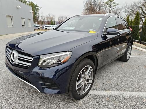 2018 Mercedes-Benz GLC 300 Base 4MATIC