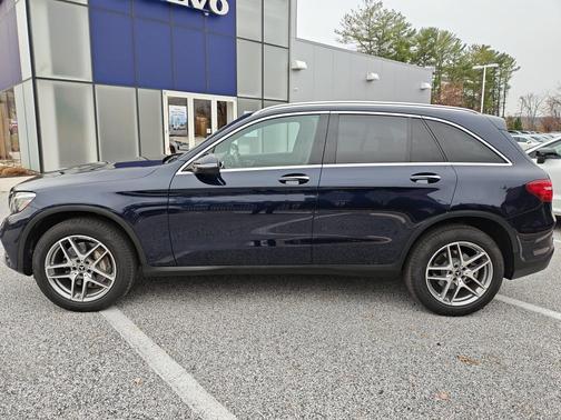 2018 Mercedes-Benz GLC 300 Base 4MATIC