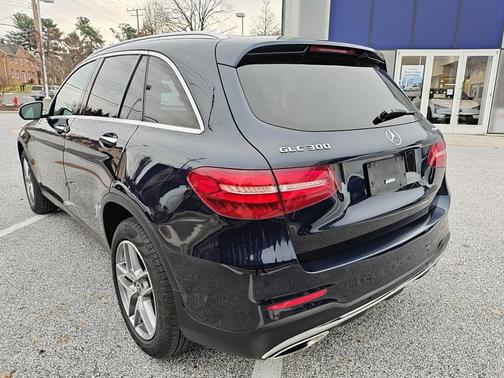 2018 Mercedes-Benz GLC 300 Base 4MATIC