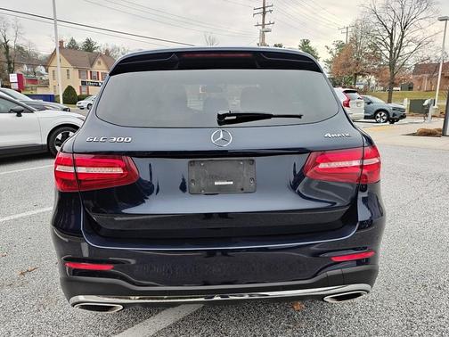 2018 Mercedes-Benz GLC 300 Base 4MATIC