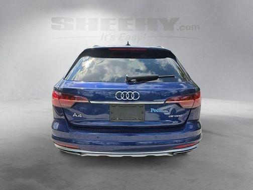Navarra Blue Metallic 2021 Audi A4 allroad 45 quattro Premium
