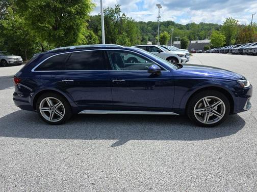 Navarra Blue Metallic 2021 Audi A4 allroad 45 quattro Premium