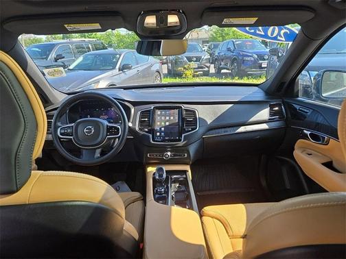 2023 Volvo XC90 B6 Ultimate 7-Seater