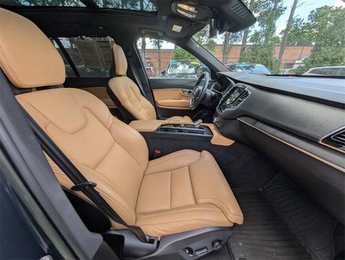 2023 Volvo XC90 B6 Ultimate 7-Seater
