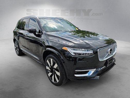 Onyx Black Metallic 2023 Volvo XC90 Recharge Plug-In Hybrid T8 Ultimate Bright Theme 7-Seater