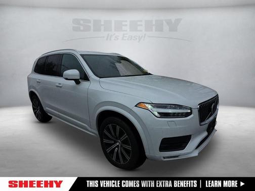 2023 Volvo XC90 B5 Core
