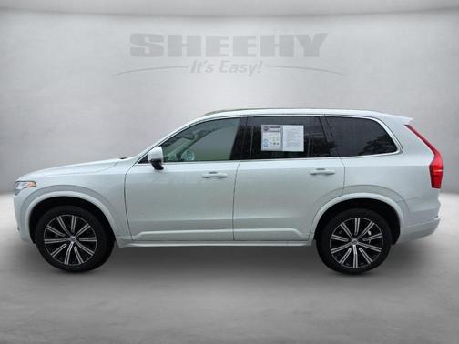 2023 Volvo XC90 B5 Core