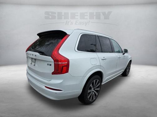2023 Volvo XC90 B5 Core