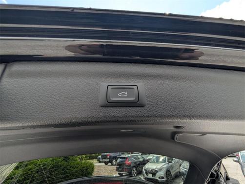 2022 Audi Q3 45 S line Premium