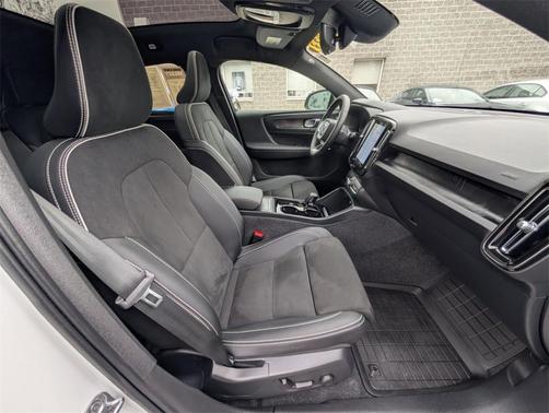 2023 Volvo C40 Recharge Pure Electric Twin Ultimate