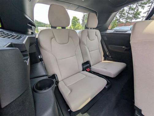 2025 Volvo XC90 Plug-In Hybrid T8 Plus 7-Seater