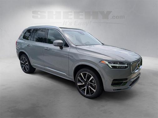 2025 Volvo XC90 B5 Plus