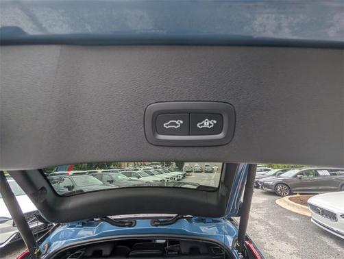 2022 Volvo C40 Recharge Pure Electric P8 Ultimate